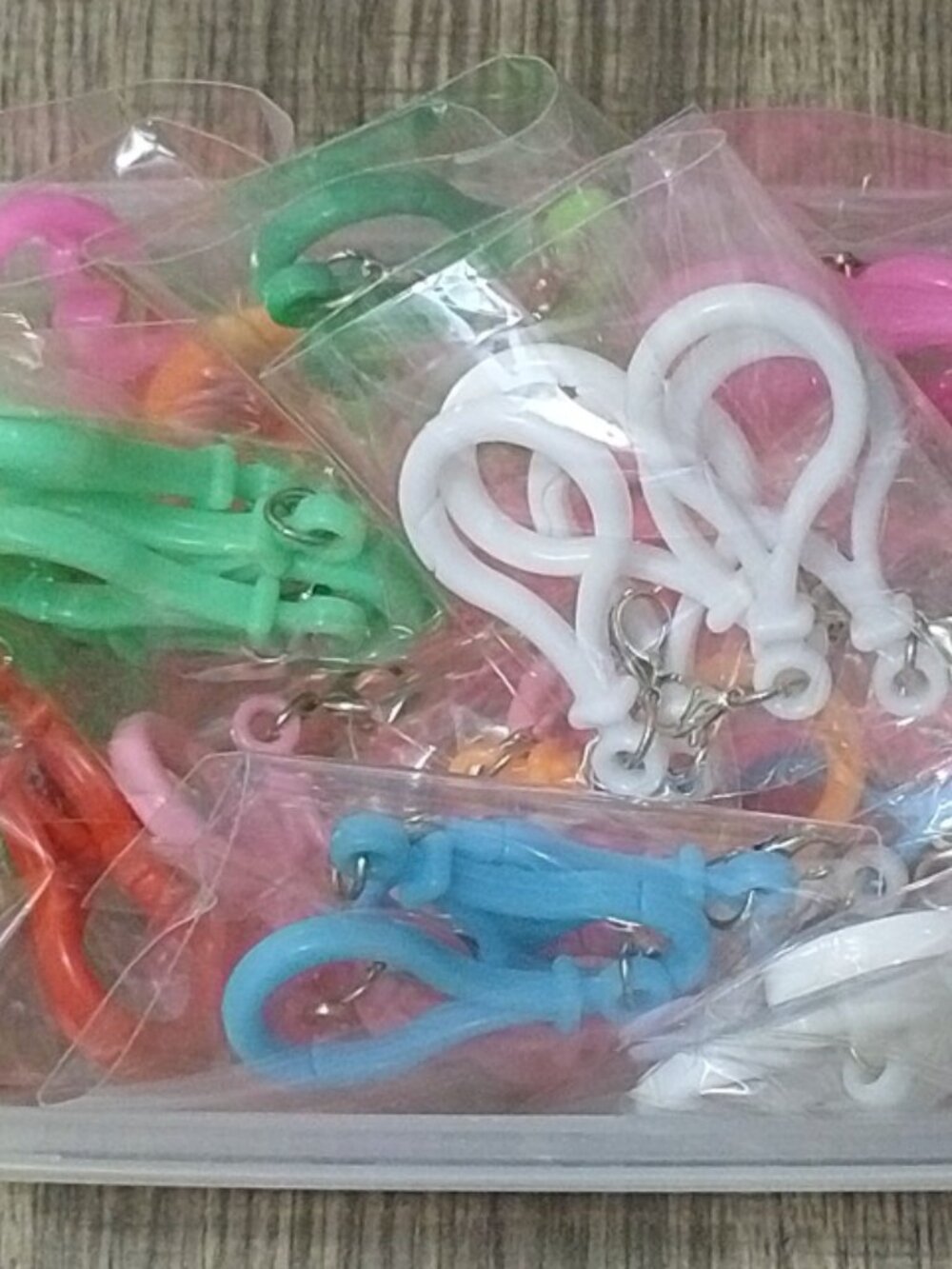#8020 5 Piece Plastic Keychain hook w/ lobster clasp